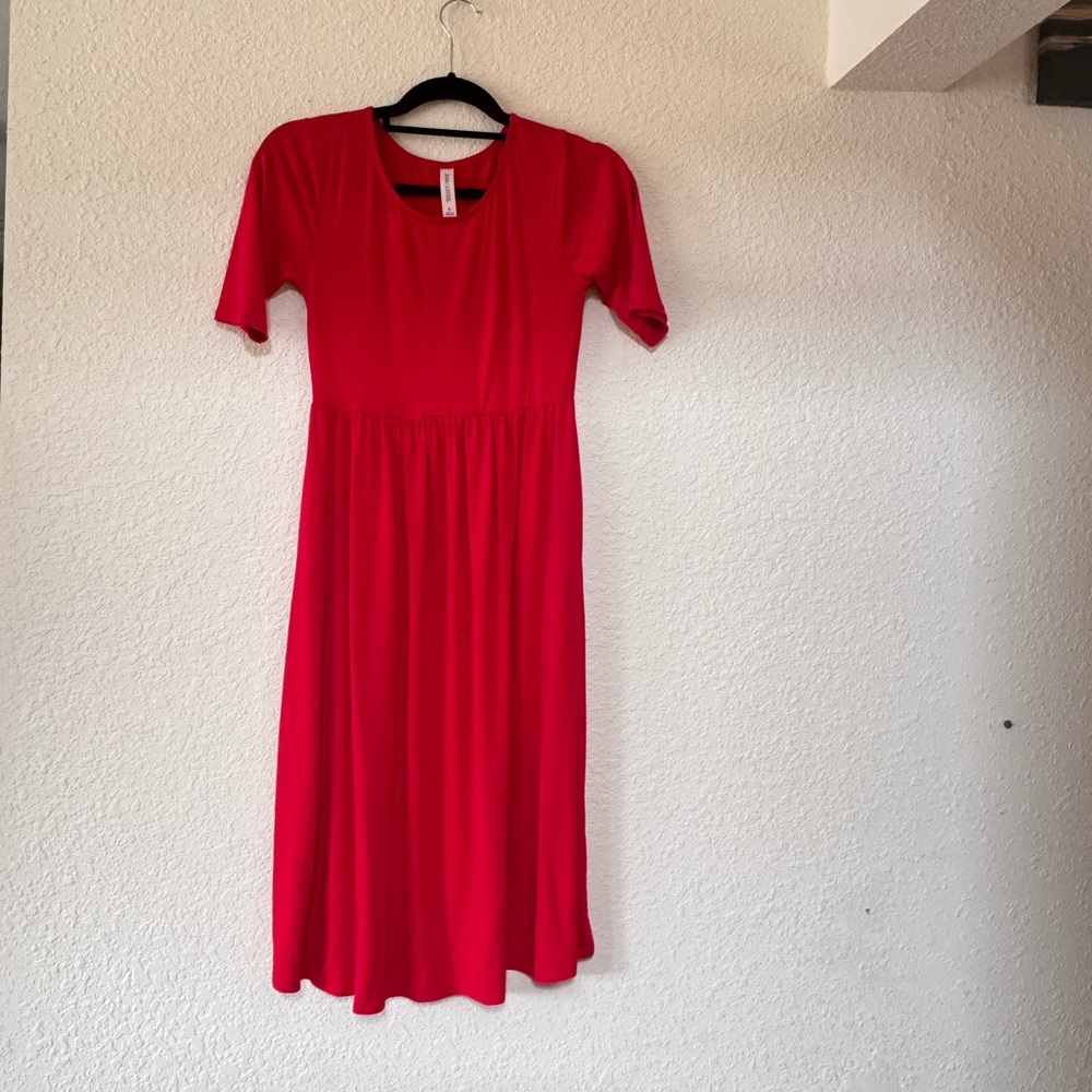 Zenana Outfitters Vibrant Red Midi Dress